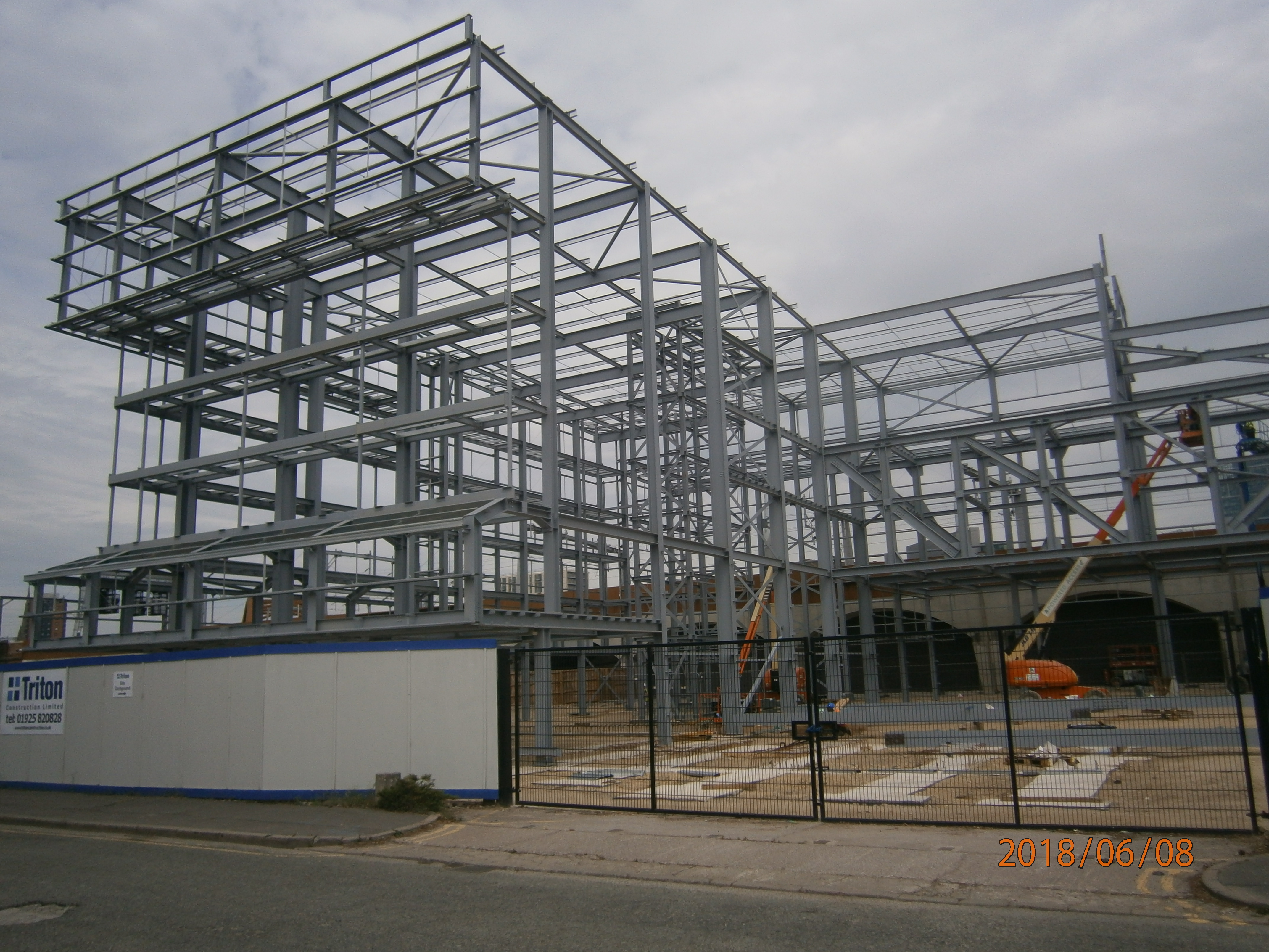 BIG YELLOW STORAGE MANCHESTER Triton Construction Ltd